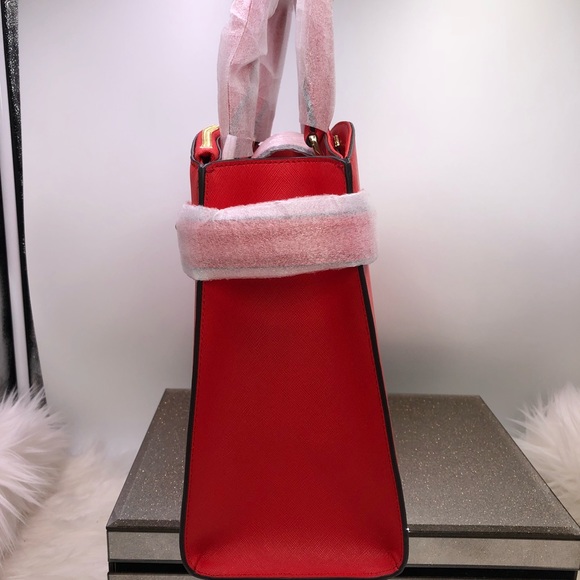 Michael Kors MD EW Karla leather satchel - Picture 2 of 8